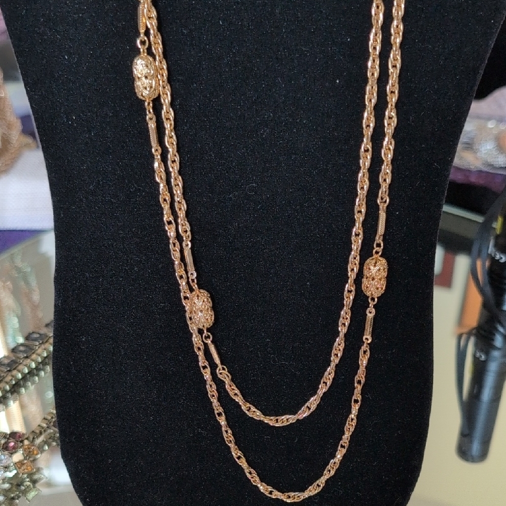 SARAH COVENTRY Elegant Gold Chain Necklace - Picture 3 of 14